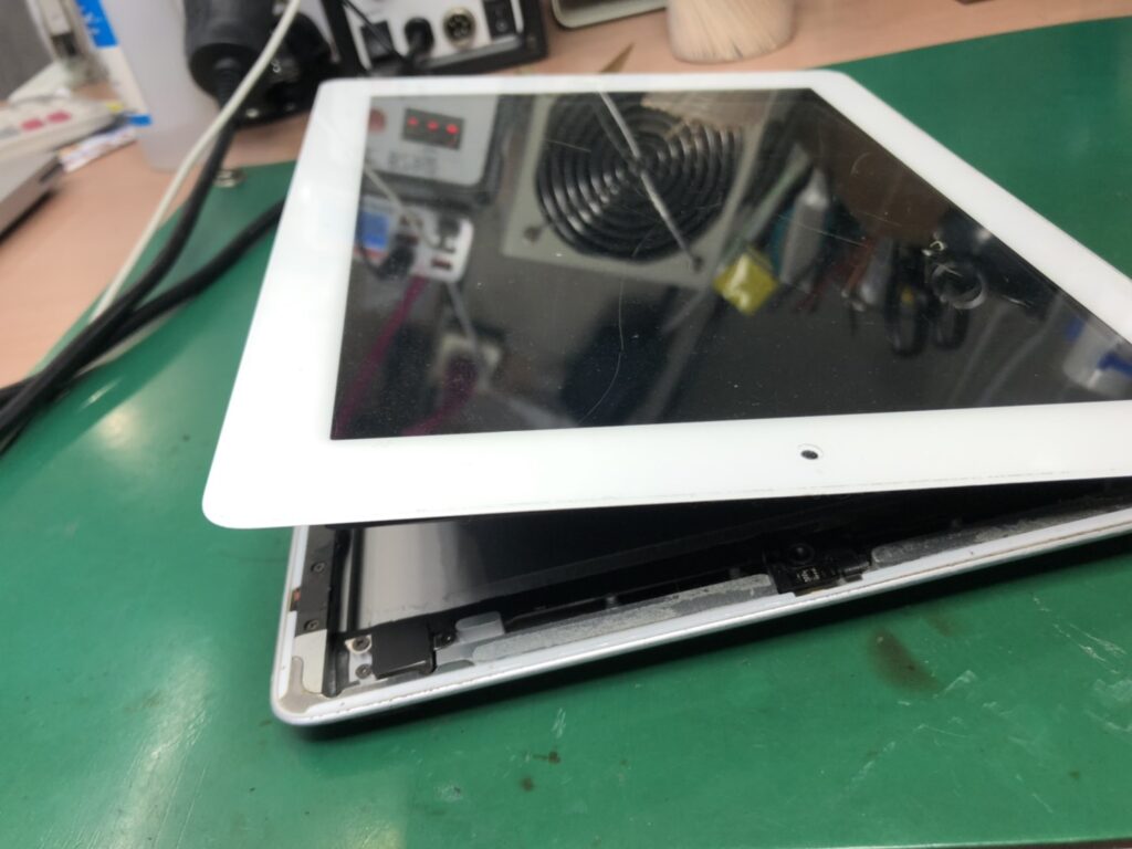 iPad3バッテリー膨張