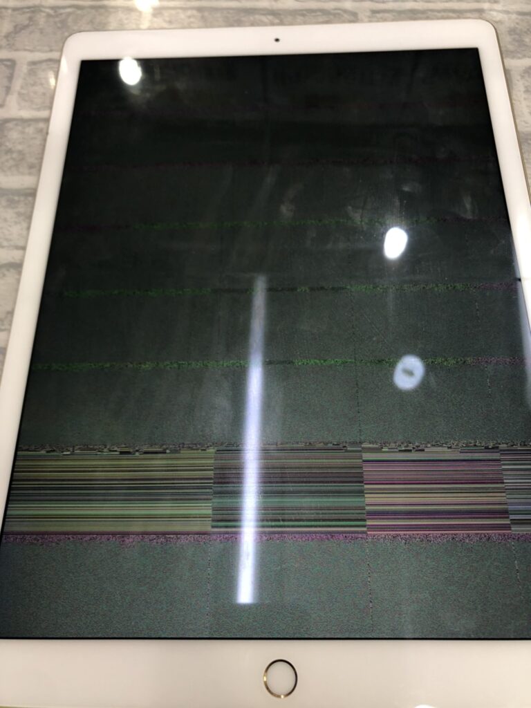 iPadPro12.9液晶不良