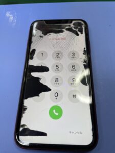 iphone11液晶漏れ　北千住