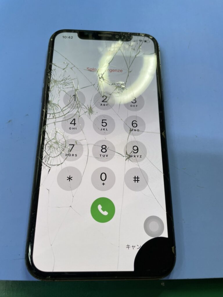 iPhoneXs画面修理